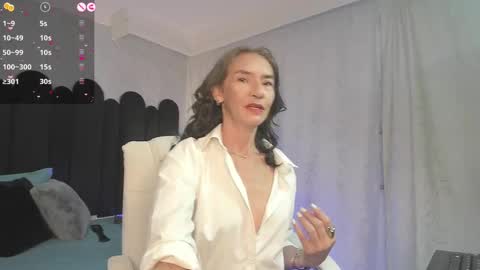 Emma  online show from 02.07.25