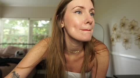 Emma Ruby online show from 11.20.25