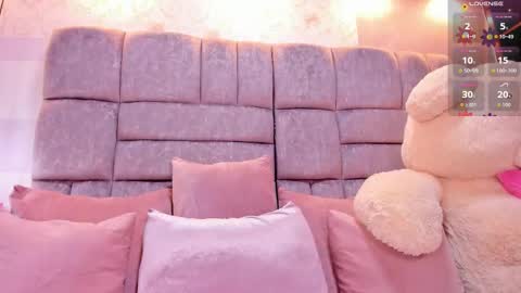 Emma  online show from 11.28.25