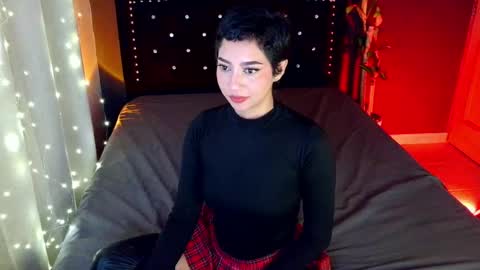 Emma web online show from 05.15.26
