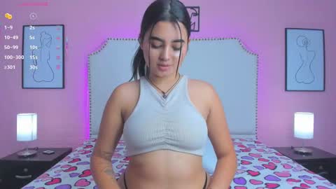 emma_whitee_ online show from 09.26.25