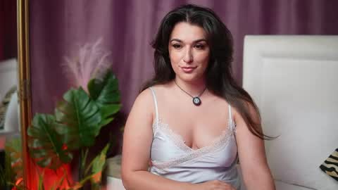  Emma  online show from 05.27.26