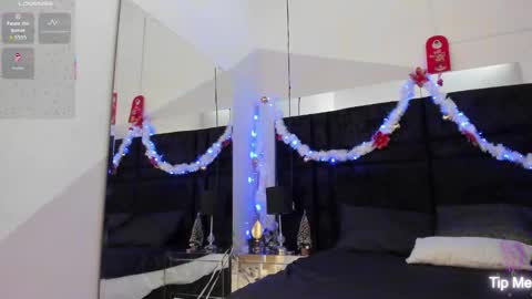 Snapshot of emmadasilva chatting on 12.18.25 emmadasilva online show from 12.18.25