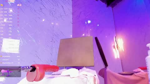 Emma Duque online show from 12.08.24