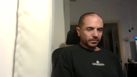 Ariel online show from 12.21.25