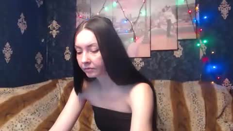 EmmaGoldX online show from 03.05.25