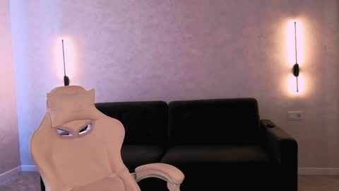 Emma online show from 04.09.26