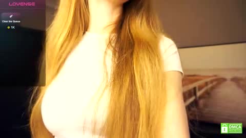 Snapshot of emmalaflame chatting on 09.14.25 Emma day Wendy night online show from 09.14.25