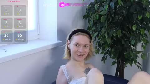 Emma online show from 10.14.25