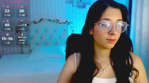 Snapshot of emmalove_doll chatting on 03.04.26 Emmas Room online show from 03.04.26