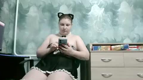 Snapshot of emmamelody944534 chatting on 01.27.25 emmamelody online show from 01.27.25