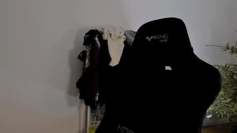 Emma online show from 01.10.25