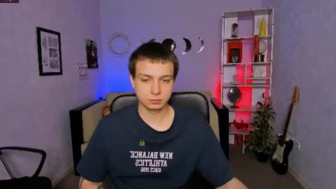 Snapshot of emmanuel_shine chatting on 07.19.26 Emmi online show from 07.19.26