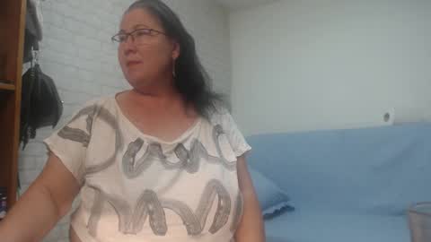 emmasquirt69 online show from 12.14.25