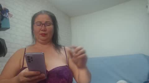 emmasquirt69 online show from 12.17.25