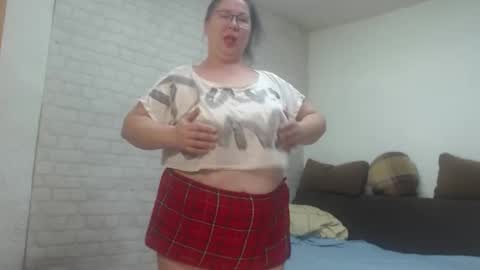emmasquirt69 online show from 02.16.26