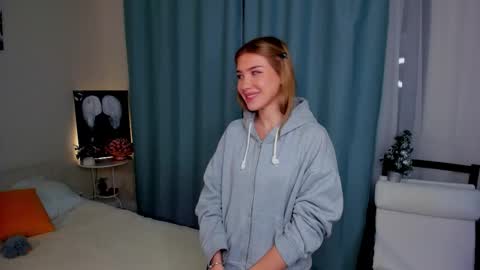 Emma  online show from 01.13.26