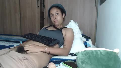 Snapshot of emmasweet95 chatting on 12.30.24 emmasweet95 online show from 12.30.24