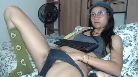 Snapshot of emmasweet95 chatting on 01.24.25 emmasweet95 online show from 01.24.25