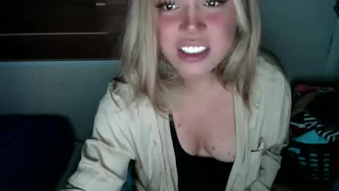 YourDreamGirl Emma  online show from 12.03.25