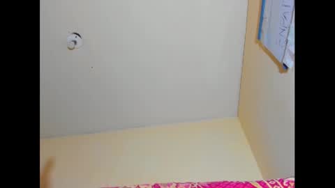 Snapshot of emmawuilian chatting on 12.21.24 hi im emmalina welcome to your happy place online show from 12.21.24