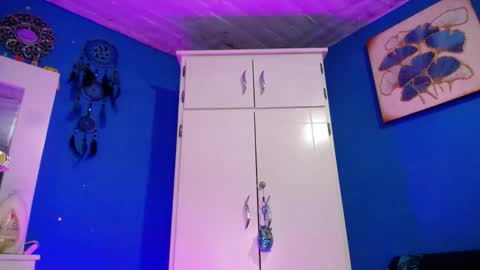 Emma  online show from 02.23.26