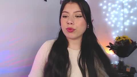 Snapshot of emmi_0 chatting on 09.28.25 Emily Independent model online show from 09.28.25