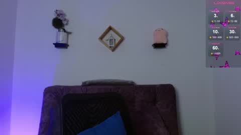 Snapshot of emmi_cam chatting on 02.05.26 Emmi Cam online show from 02.05.26