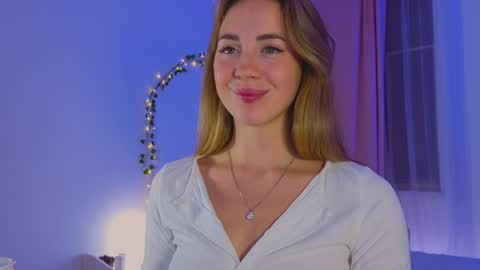 Miss Emmi online show from 01.11.25