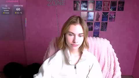 Emmi online show from 12.18.25