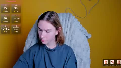 Snapshot of emmi_rossum chatting on 02.15.26 Emmi online show from 02.15.26