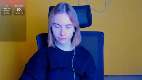 Snapshot of emmi_rossum chatting on 03.02.26 Emmi online show from 03.02.26