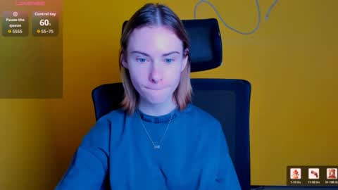 Snapshot of emmi_rossum chatting on 03.03.26 Emmi online show from 03.03.26