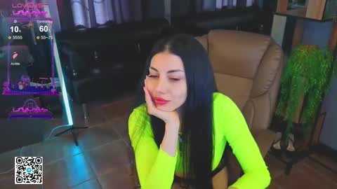 Mia online show from 09.10.25