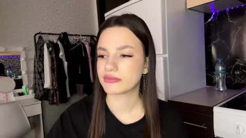 Kosandra online show from 04.30.26