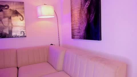 Emmy Heart online show from 03.05.26