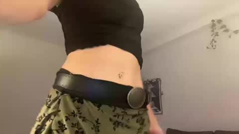 emmy_shae online show from 10.18.25