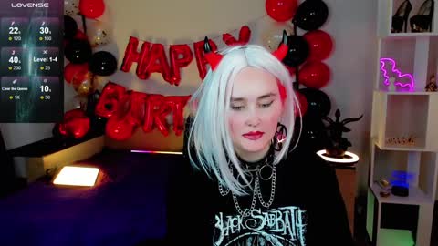 Emmy Bright     50  online show from 02.06.25