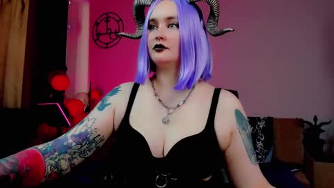 Emmy Bright     50  online show from 02.18.25