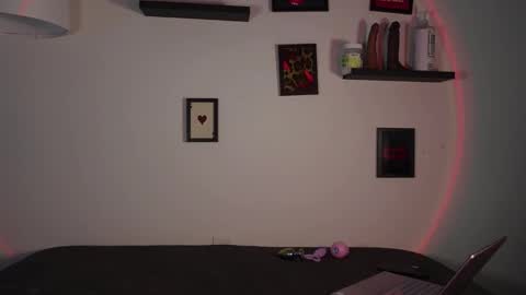 Emori Splash online show from 12.03.25