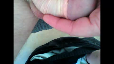 Snapshot of empatico69 chatting on 09.27.25 empatico69 online show from 09.27.25