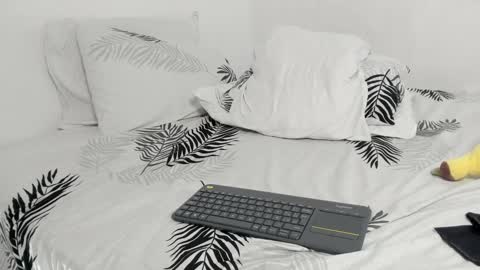 Emperatriz online show from 12.05.24