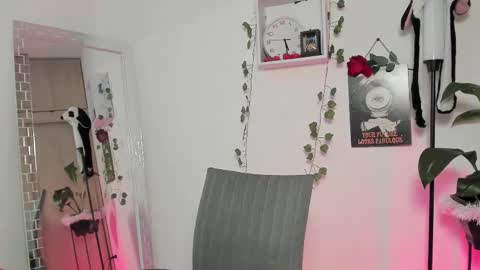 Emperatriz online show from 02.19.25