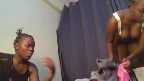 empress_emma online show from 04.14.26