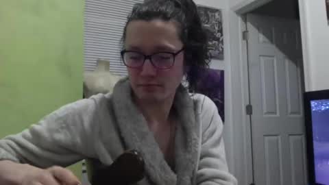 Snapshot of empusalamia chatting on 01.22.25 empusalamia online show from 01.22.25