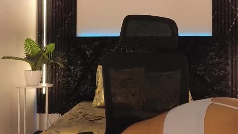 Emy online show from 11.27.25