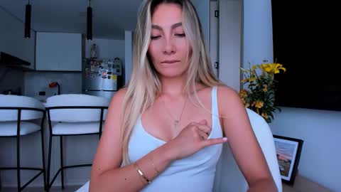 emyconneer online show from 01.09.25