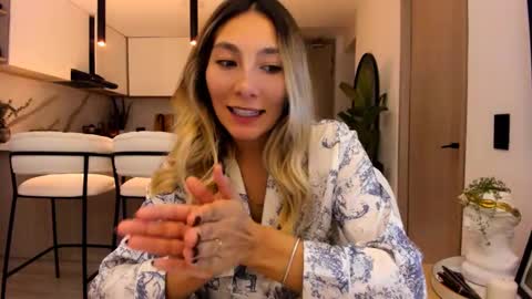 emyconneer online show from 02.28.25