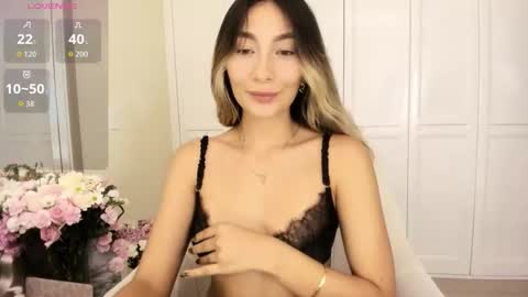 emyconneer online show from 03.12.26