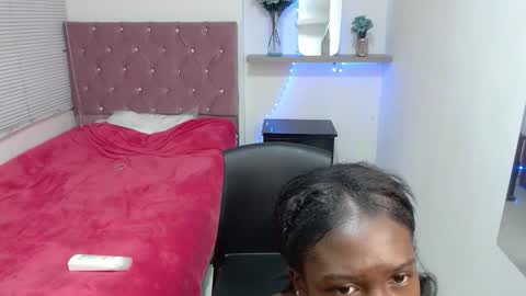 emyfuckhard online show from 10.10.25